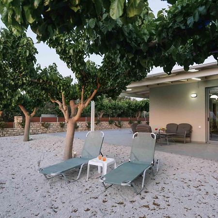 Amfithea Villas Petrokefali Bagian luar foto
